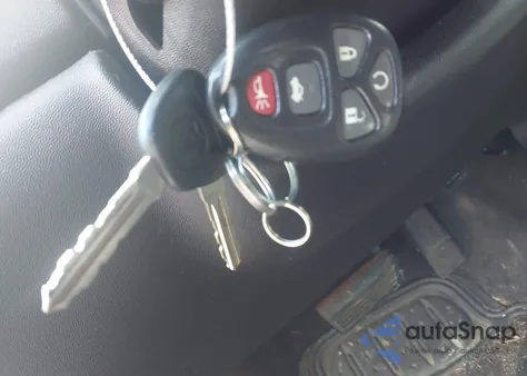 2008 Pontiac Grand Prix из США, поврежденный, VIN 2G2WP552981128187